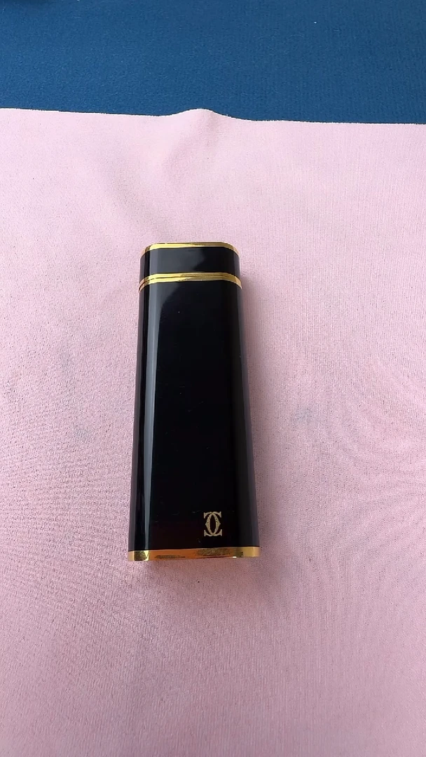 朵朵家气体打火机二代黑卡