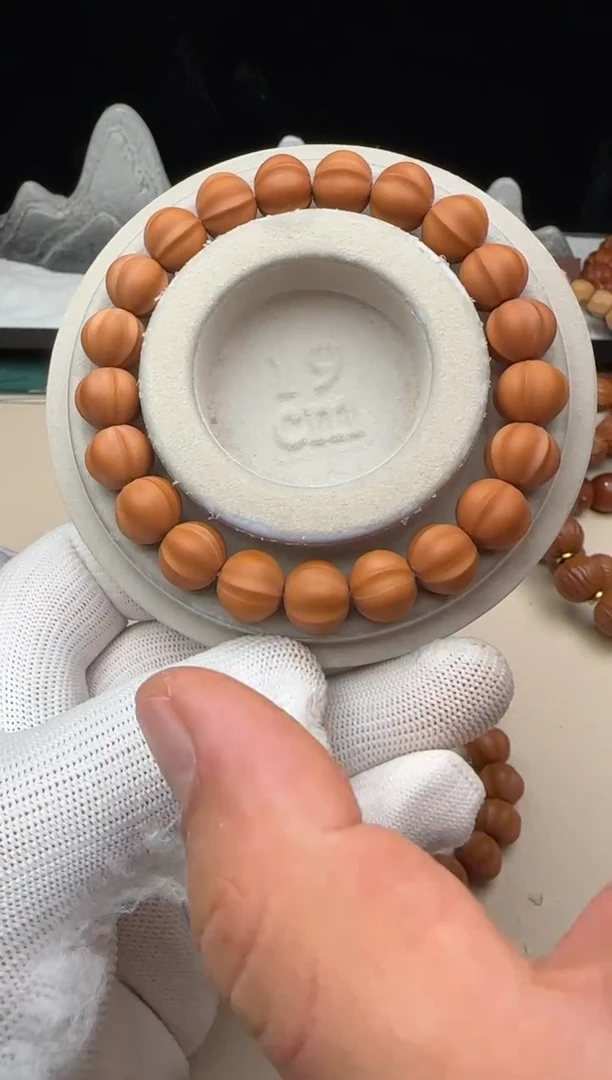 猴头核桃吊坠全品四花小鲨鱼