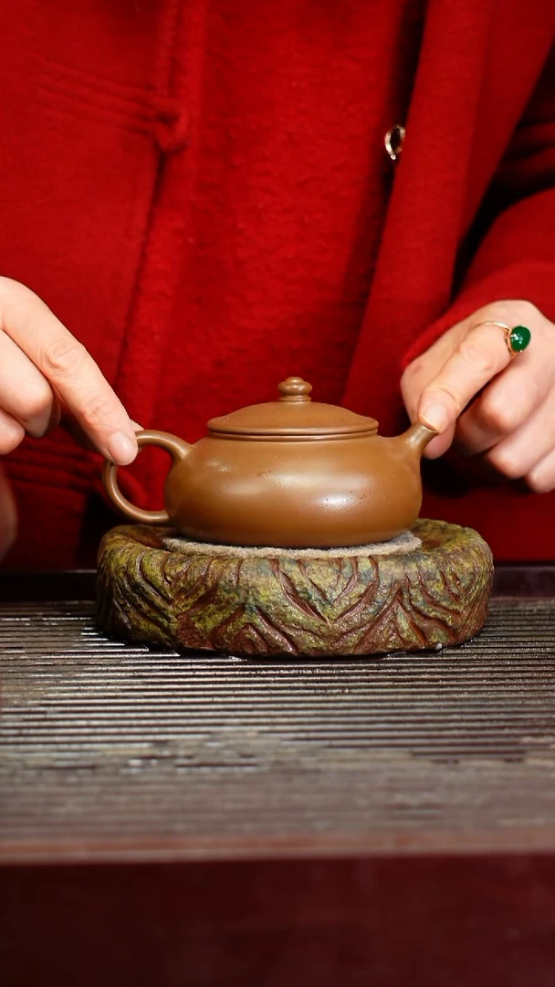 宜兴原矿紫砂壶茶壶宜兴原矿紫砂壶茶壶150C