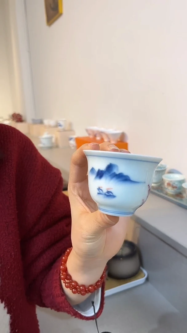 景德镇高温瓷山水红梅铃铛