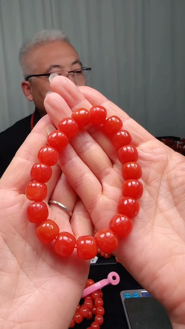 南红玛瑙多样性发其一未镶嵌12MM老型单圈手串南红玛瑙