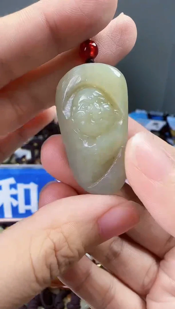 和田玉未镶嵌颈饰1