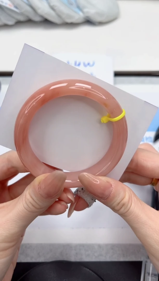 未镶嵌手镯石英质玉V225-54