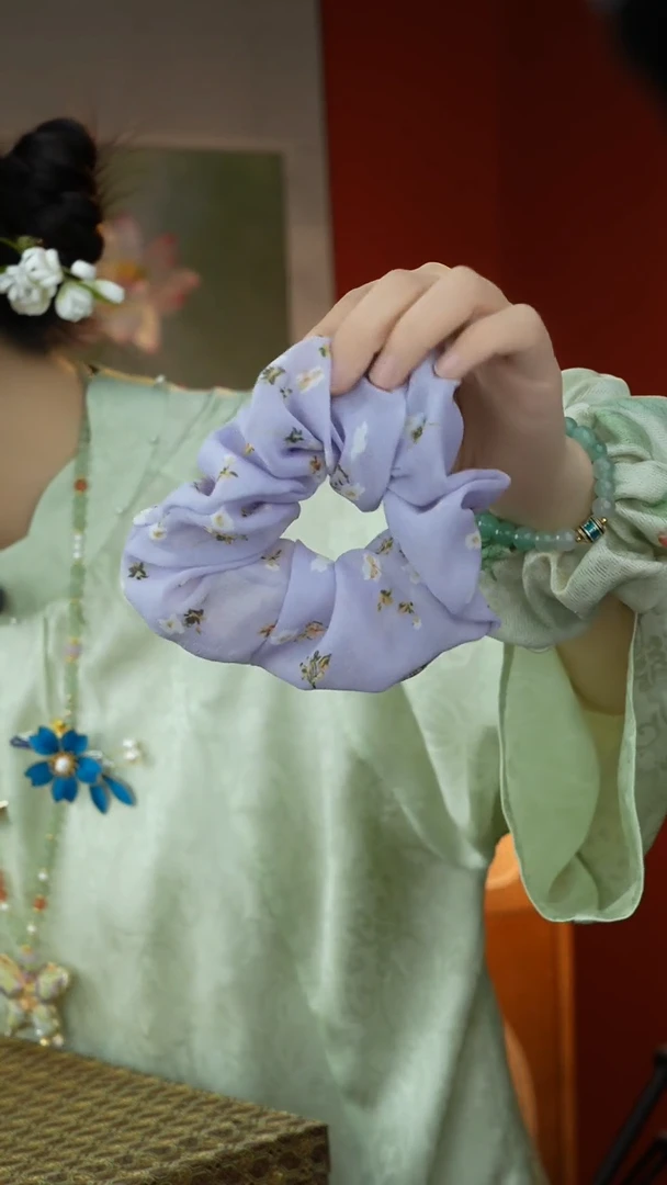 刺绣桑蚕丝大肠圈发圈