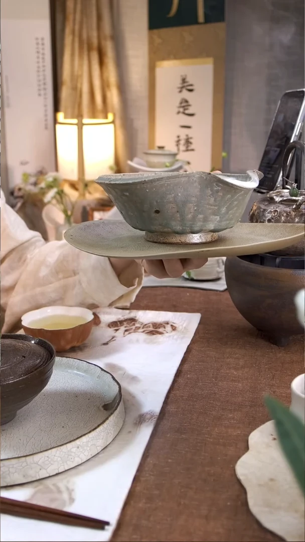 茶杯紫砂@@柴绿窝口碗+灰度椭圆盘（微瑕）