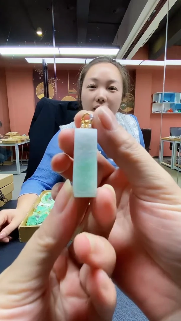 颈饰未镶嵌翡翠翡翠吊坠