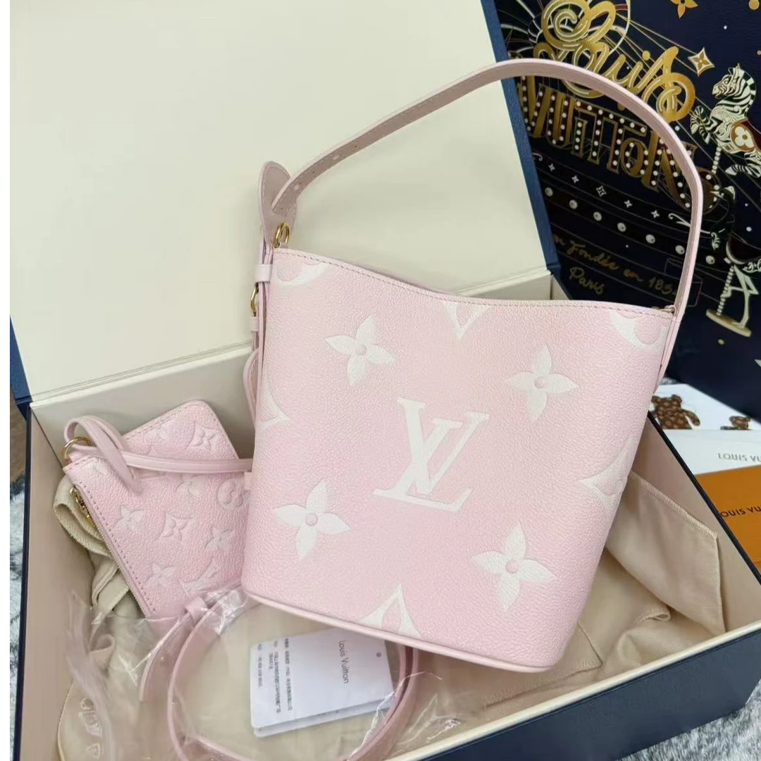 未使用 LouisVuitton/路易威登 青奢荟/allin bb粉水桶包/定