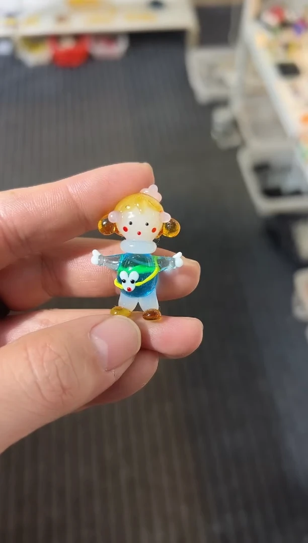 手工艺品琉璃小女孩