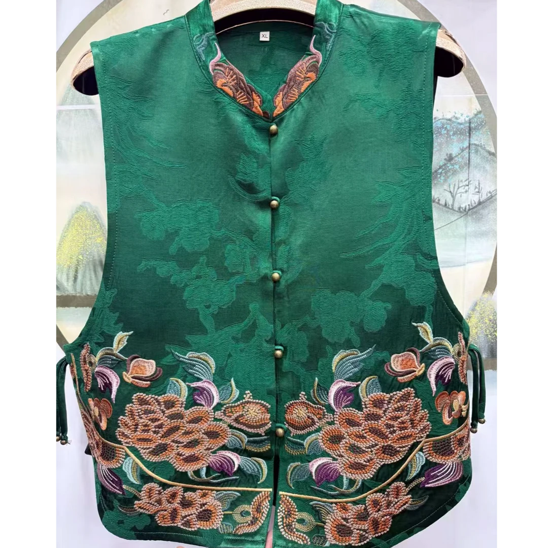 395款时尚气质刺绣轻薄马甲