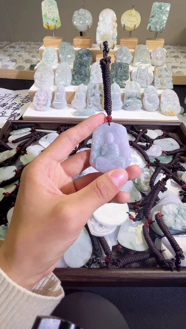 颈饰未镶嵌翡翠11/13    19