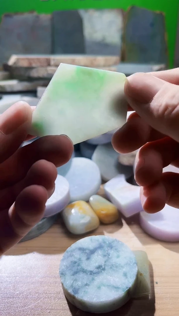 翡翠未镶嵌颈饰翡翠A货788