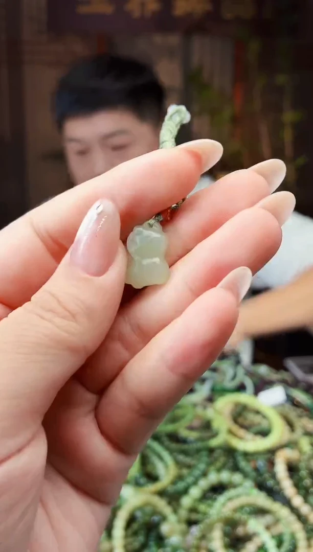颈饰未镶嵌和田玉多样性发货拍一发一