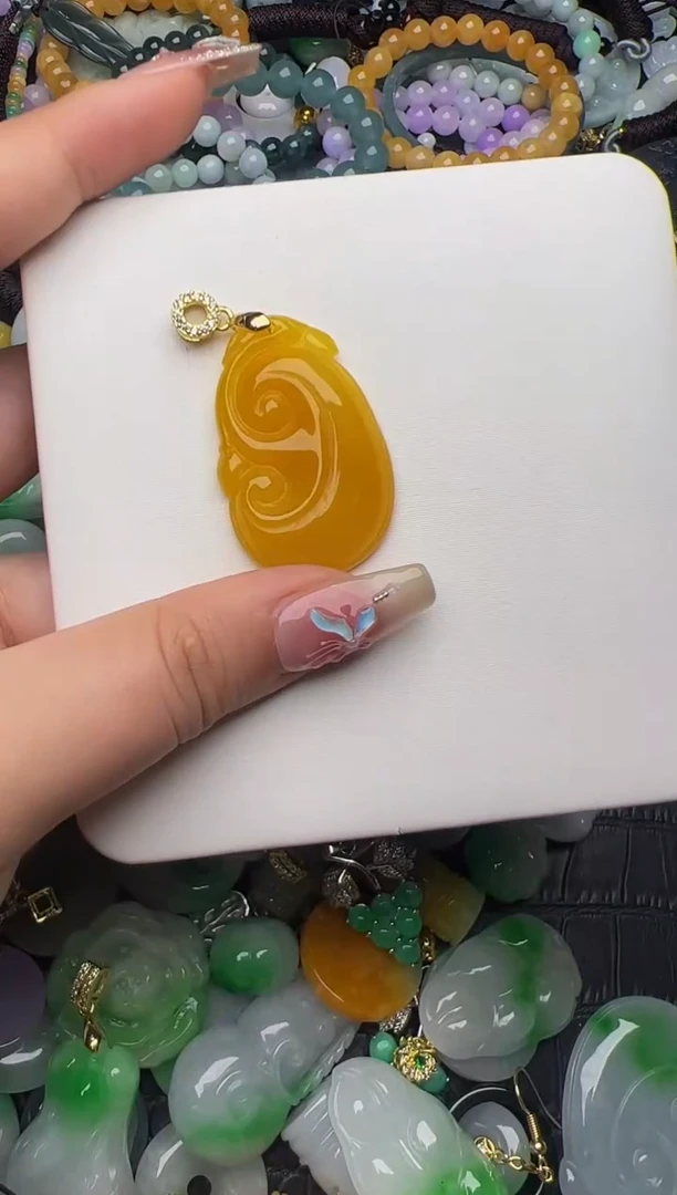 翡翠未镶嵌颈饰天然缅甸翡翠吊坠