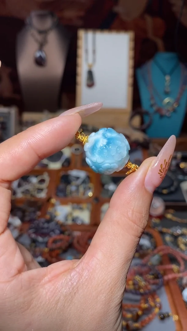 【闪购商品】针钠钙石颈饰未镶嵌海纹石花开富贵双扣