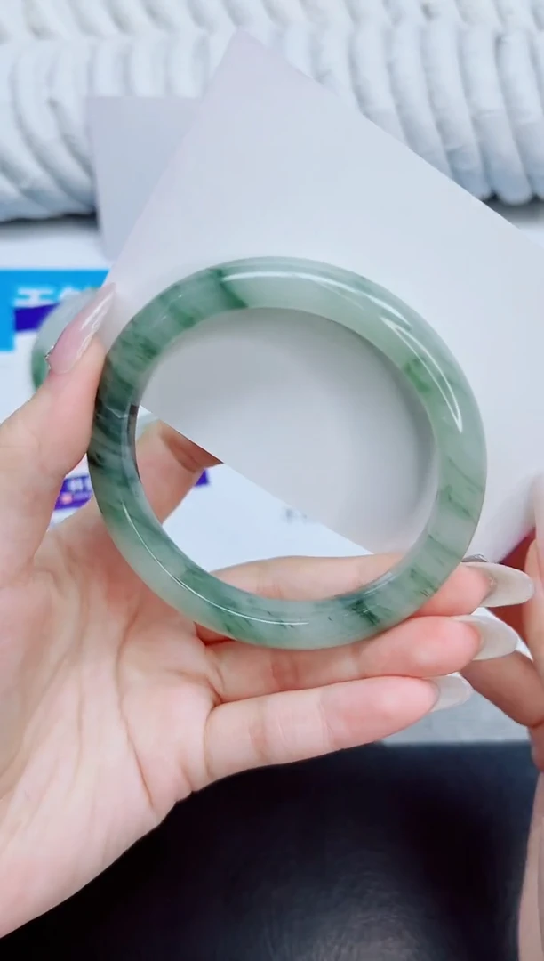 未镶嵌手镯石英质玉23/62.2