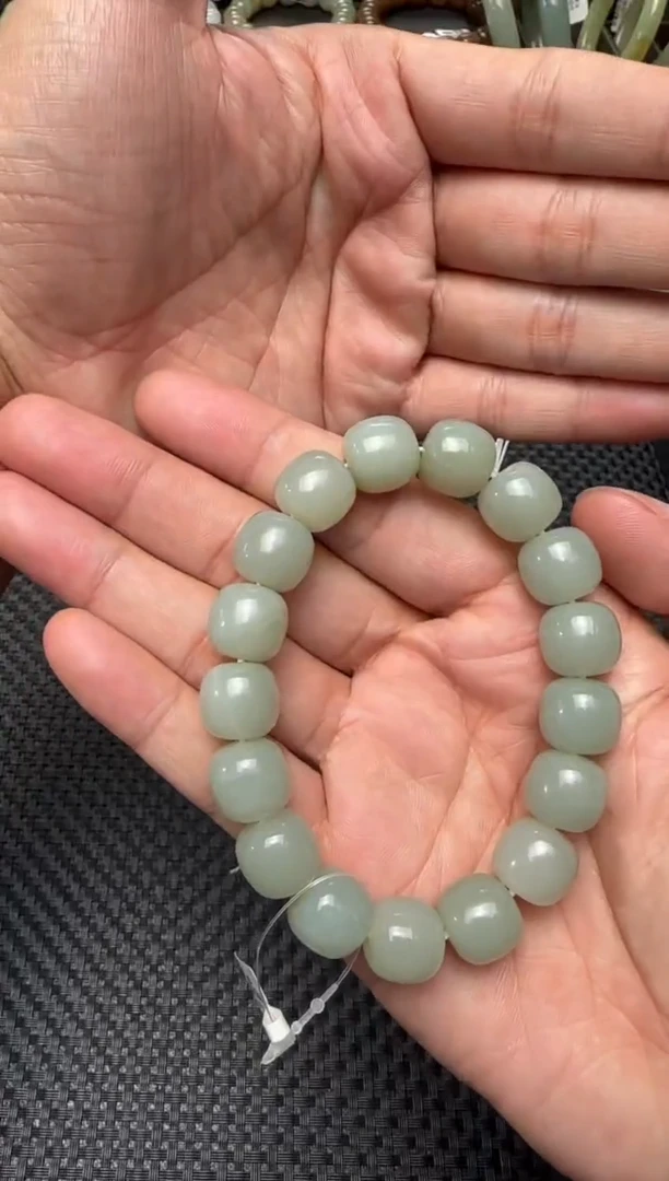 未镶嵌手串和田玉青白玉手串卡12x13  有裂