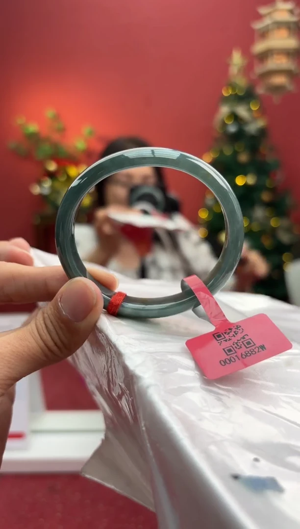 未镶嵌手镯（贵妃镯）翡翠翡翠手镯9