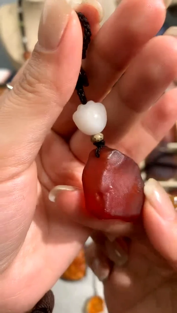 【闪购商品】蜜蜡裸石未镶嵌似玉