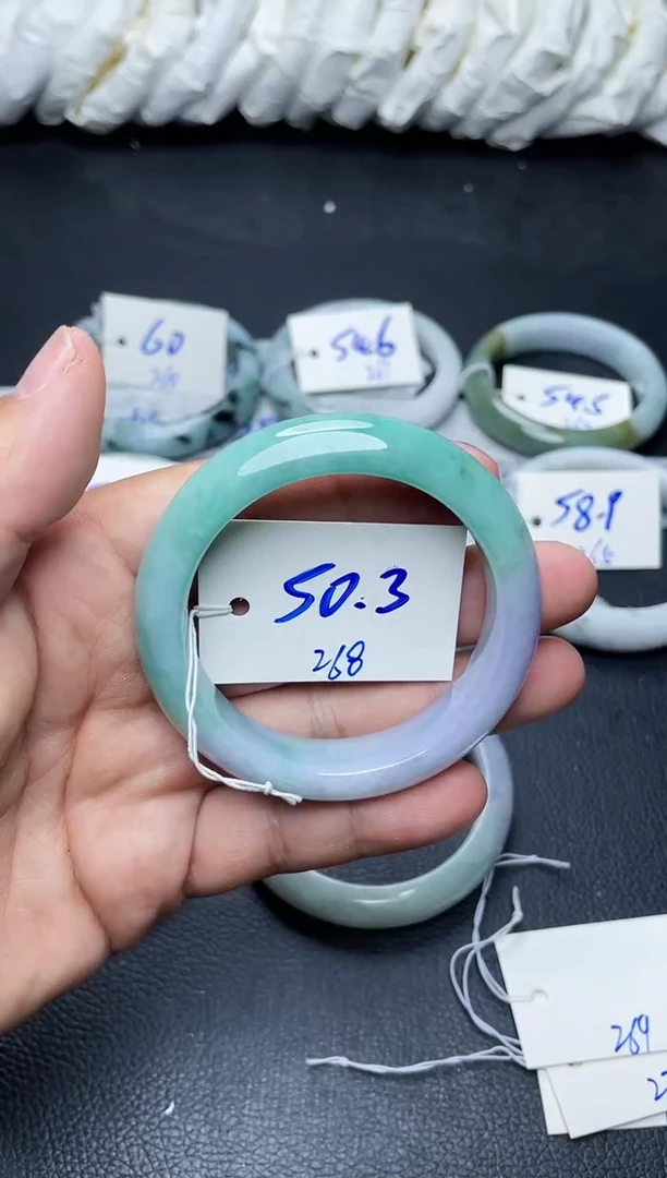 未镶嵌手镯翡翠268