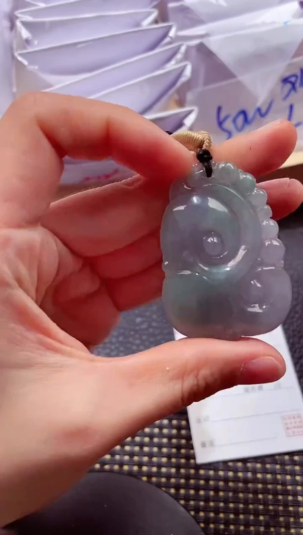 颈饰未镶嵌翡翠20251231