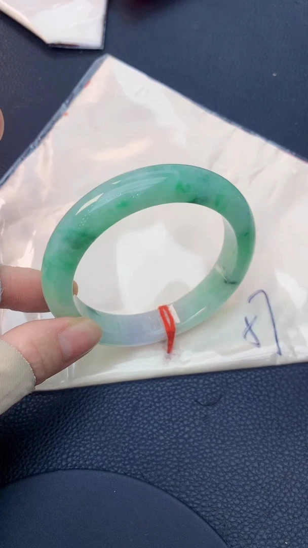 未镶嵌手镯翡翠0550818326