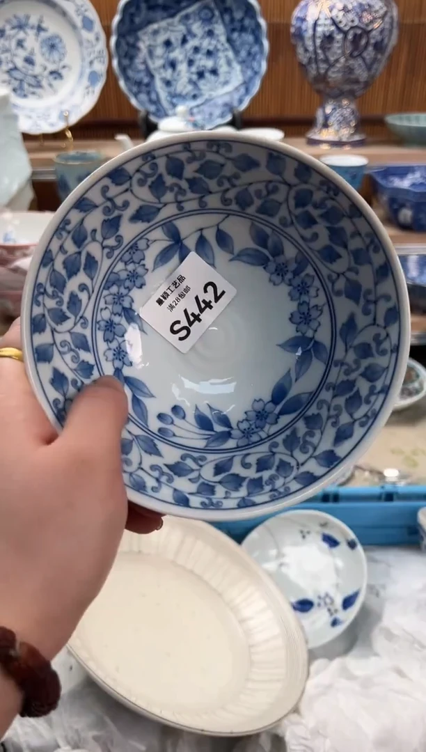 瓷片卖****姐442S