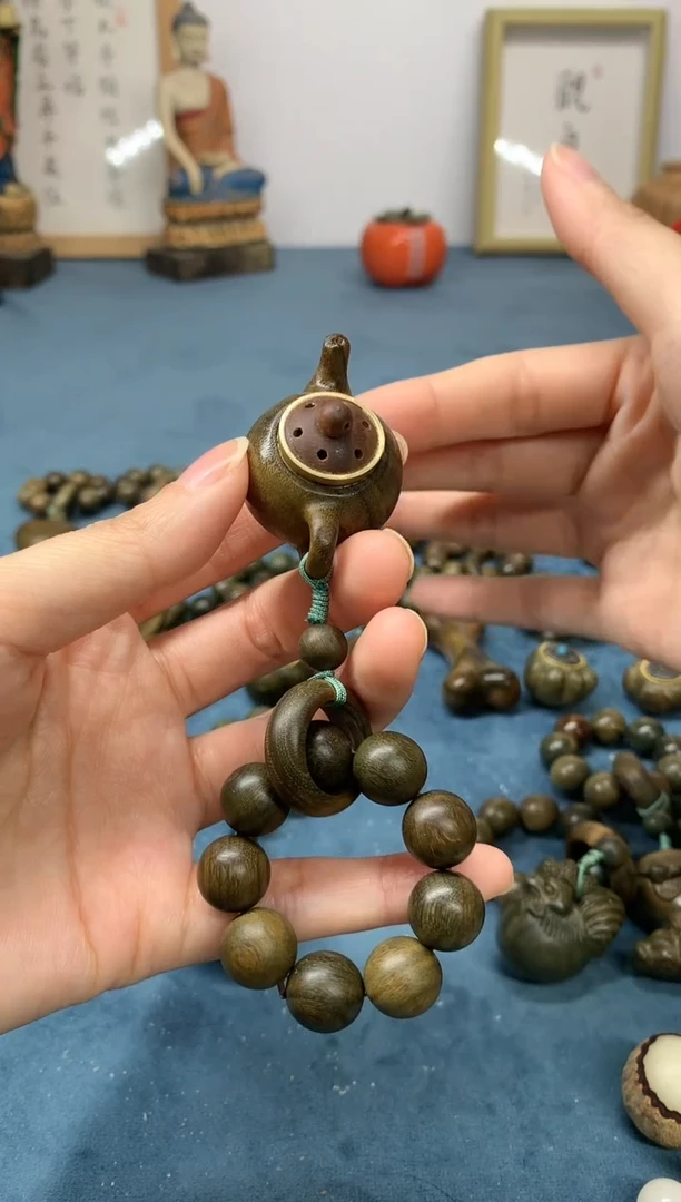 【闪购商品】维腊木(绿檀)把件把把壶香囊 送1瓶香丸