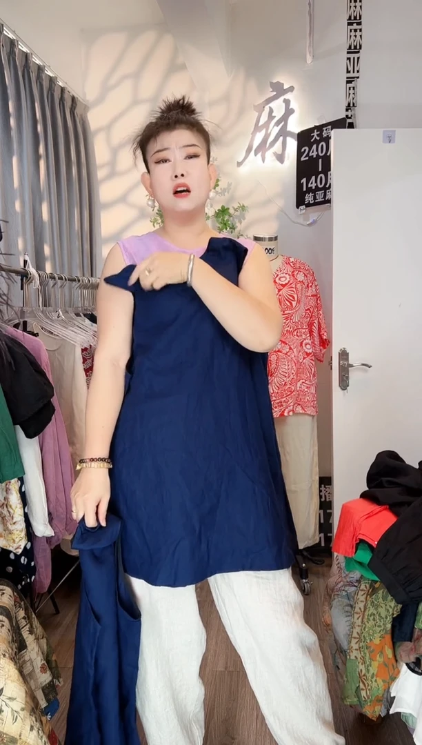 亚麻大码女装系列。