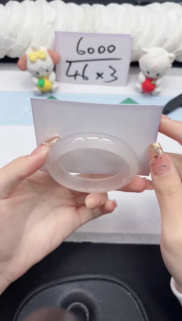 未镶嵌手镯石英质玉87-56