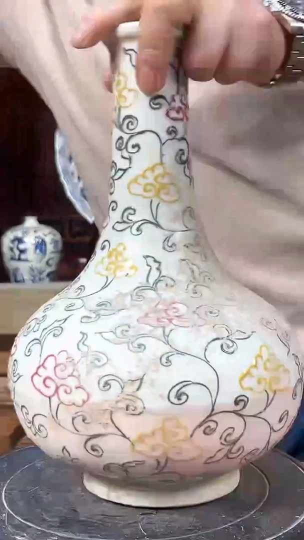 【闪购商品】瓷片317F现代工艺品一个