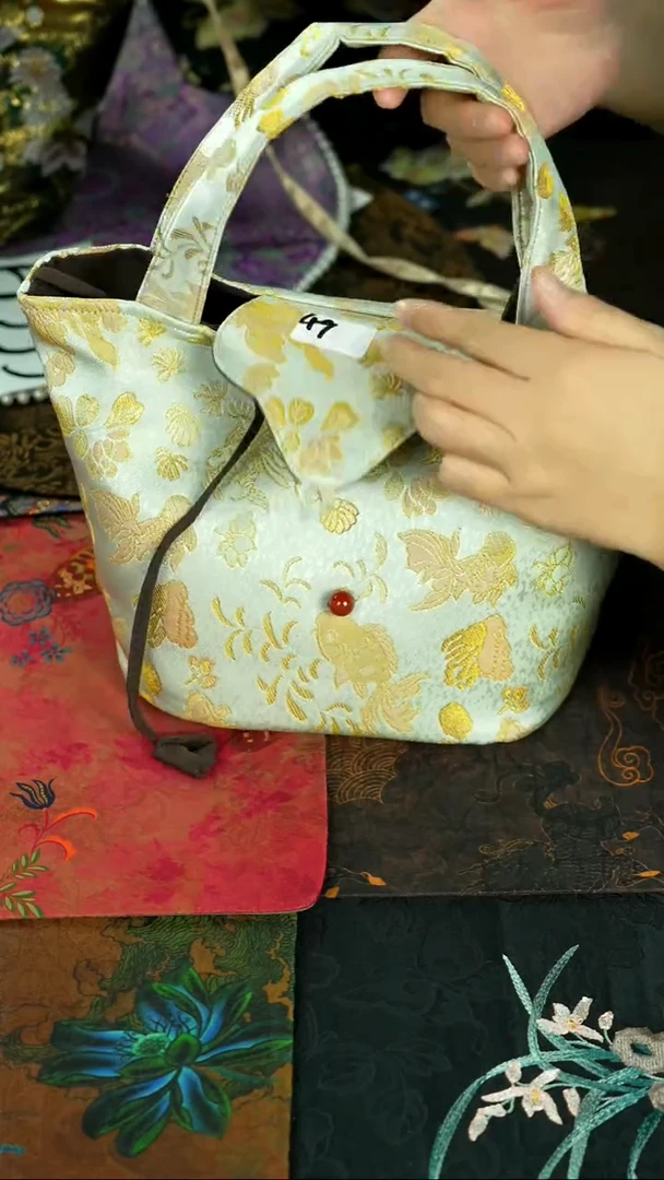 新号开播 连炸七天 关注一下