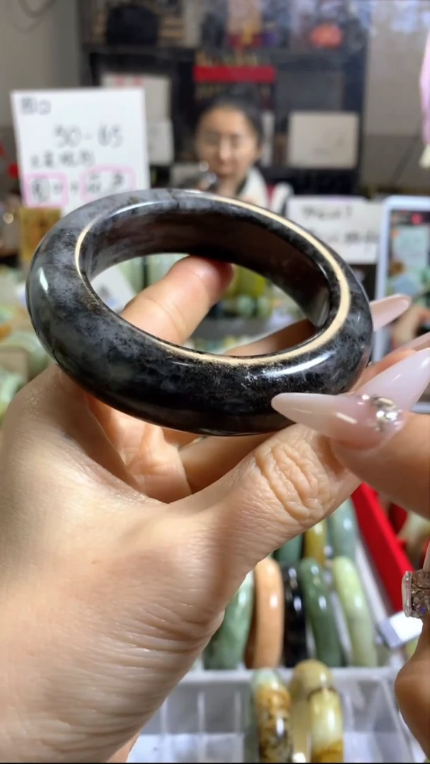 未镶嵌岫玉手镯37 58+