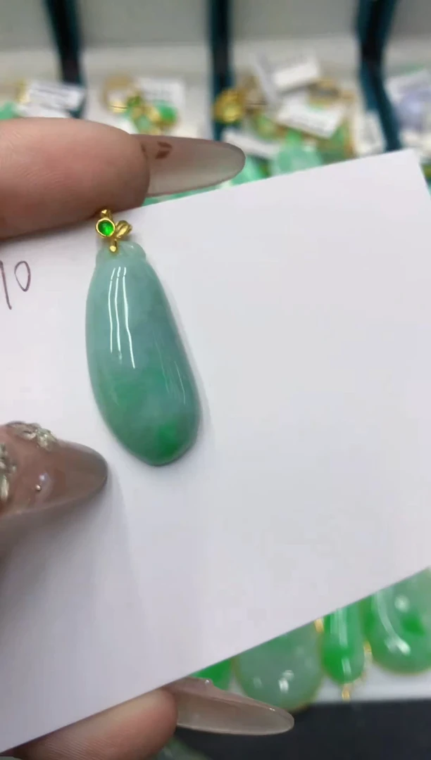 颈饰未镶嵌翡翠111111