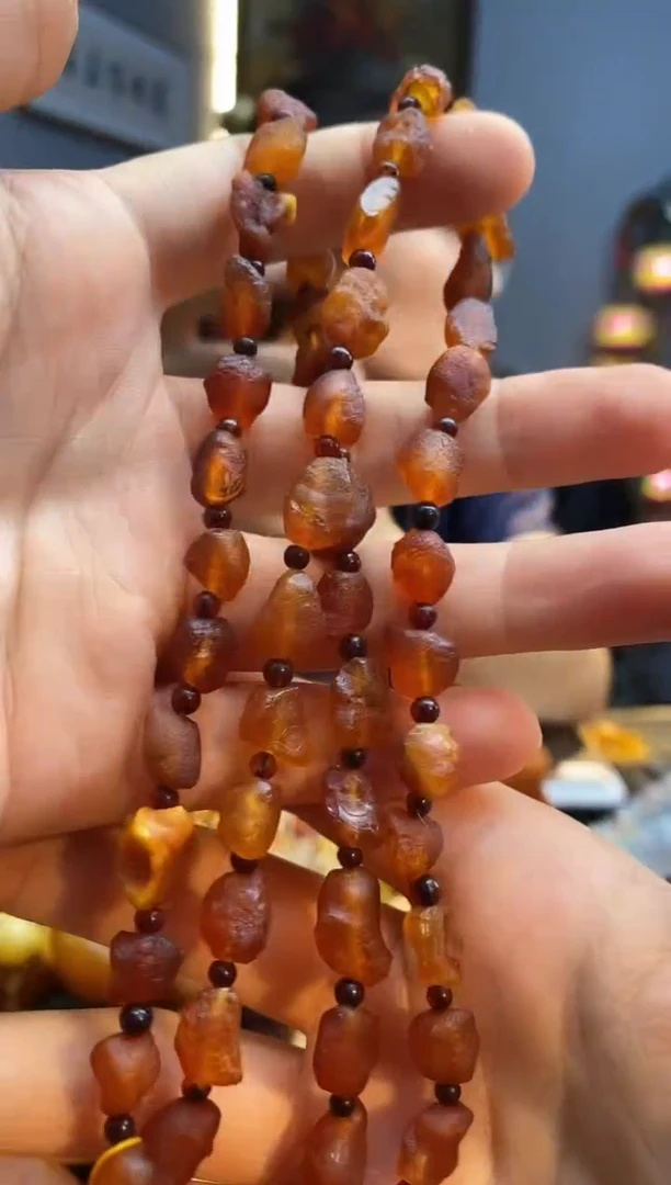 未镶嵌颈饰琥珀项链