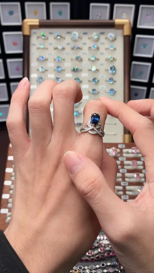 戒指蓝宝石银S925镶嵌111