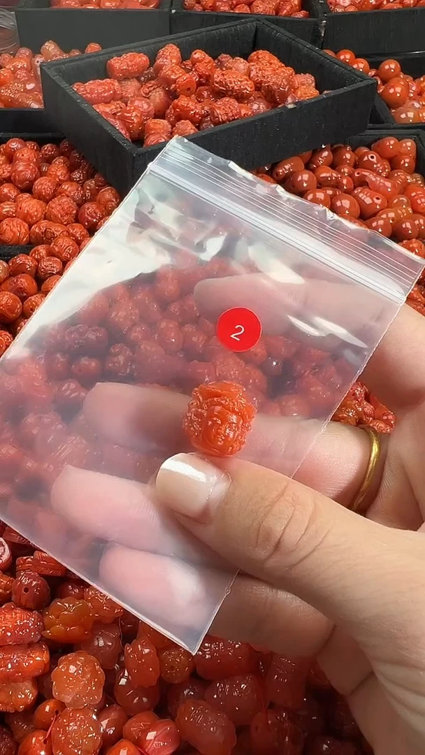 颈饰未镶嵌南红玛瑙1