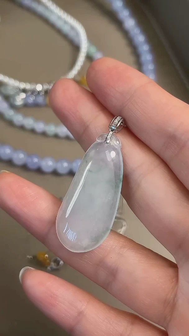 翡翠18K金镶嵌吊坠(不含链)天然缅甸翡翠吊坠