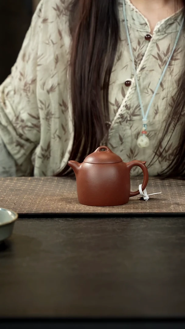 茶壶紫砂底槽青秦权壶150cc