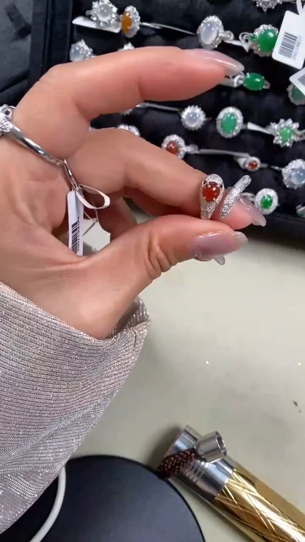 【闪购商品】翡翠戒指银S925镶嵌8755