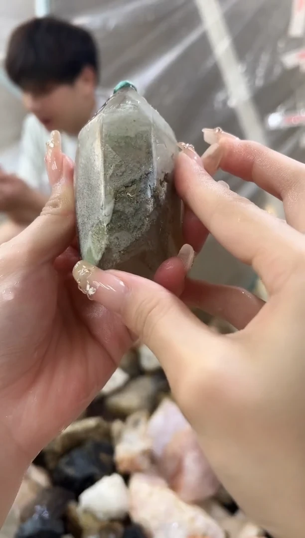 未镶嵌水晶大型摆件（非配饰）114