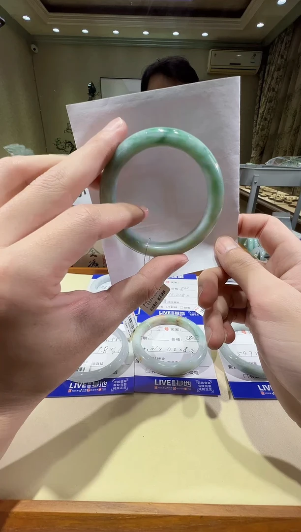 未镶嵌手镯翡翠缅甸天然翡翠A货手镯