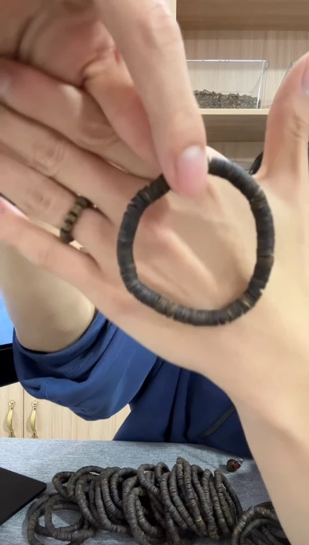 【闪购商品】沉香手串06沉水片珠单圈5克+ 多样性发其一