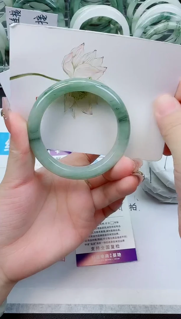 【闪购商品】石英质玉手镯未镶嵌147号/54-55圈