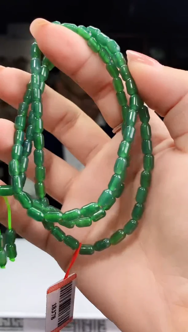 翡翠未镶嵌颈饰翡翠A货