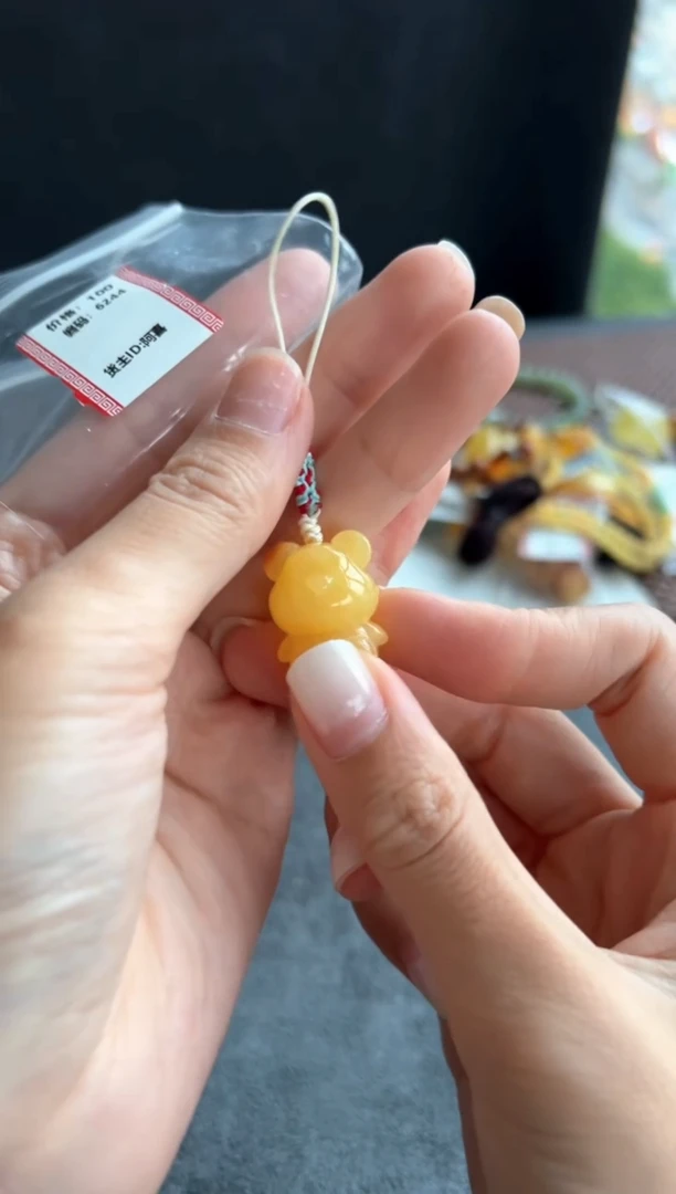 蜜蜡吊坠(不含链)未镶嵌6244买断