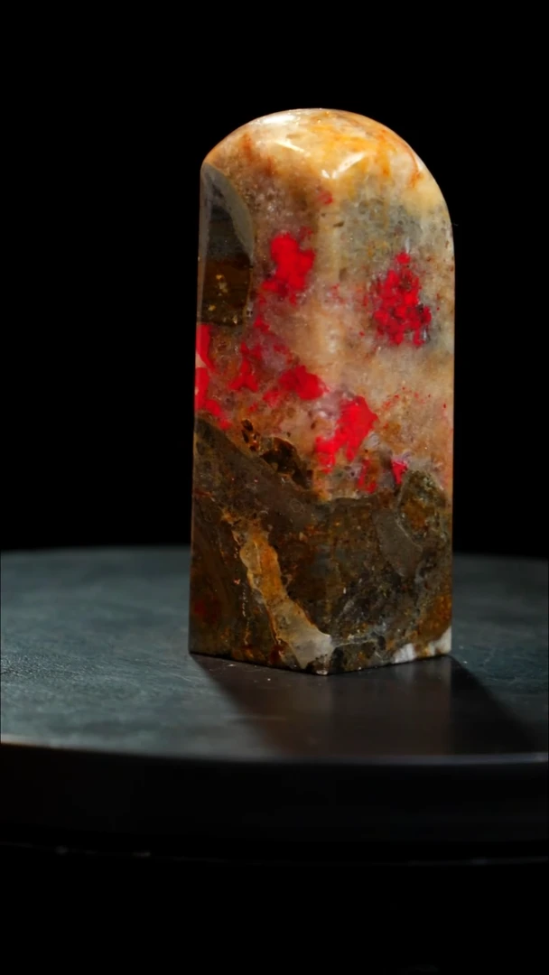 鸡血石刘关张鸡血石