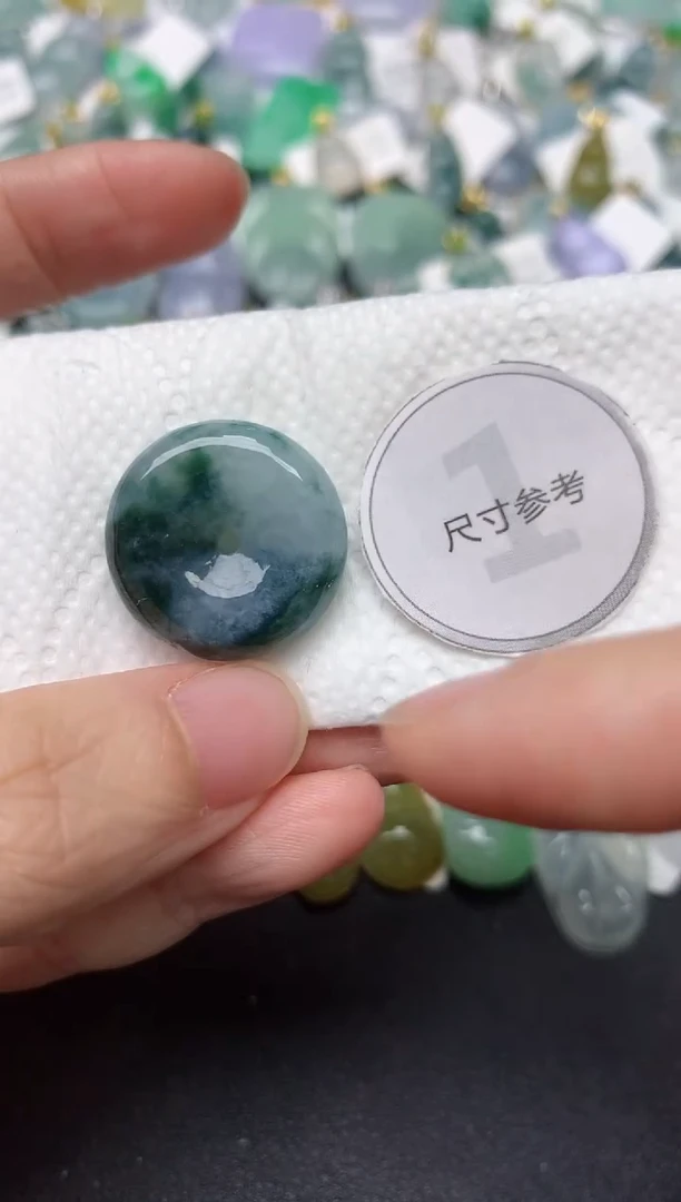 颈饰未镶嵌翡翠天然缅甸A货翡翠