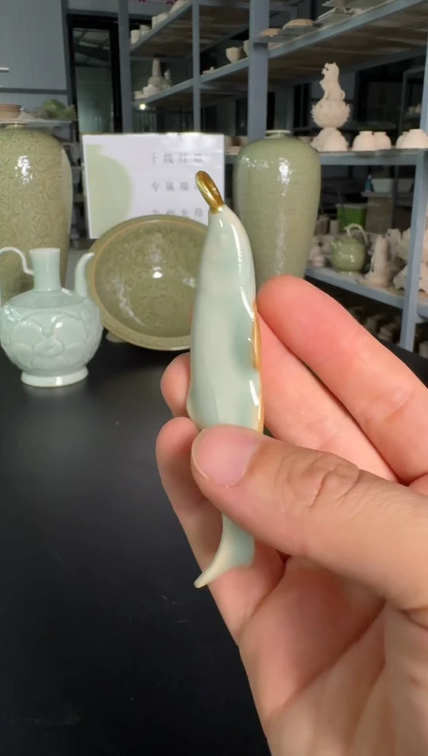 耀州窑金币鱼微瑕开片