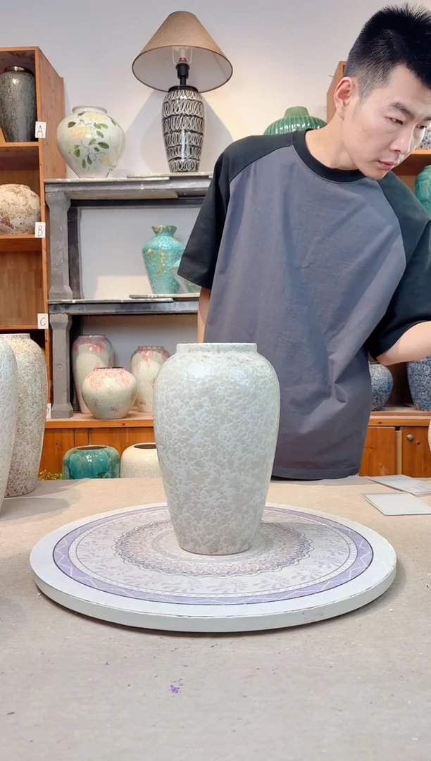 瓶陶瓷花瓶  茶白 中号 正品