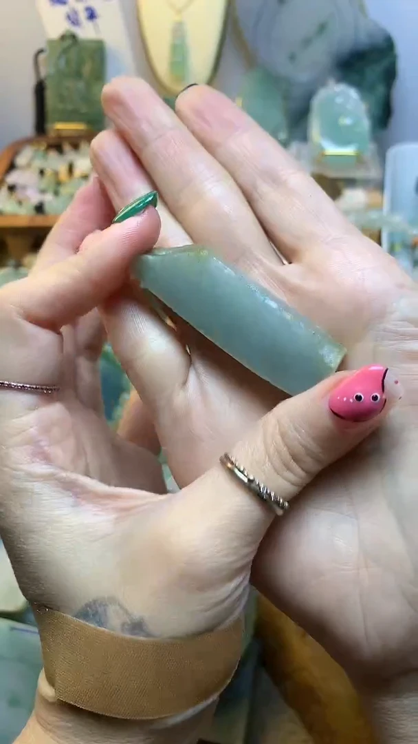 未镶嵌挂件翡翠 缅甸A货翡翠，没有运费险